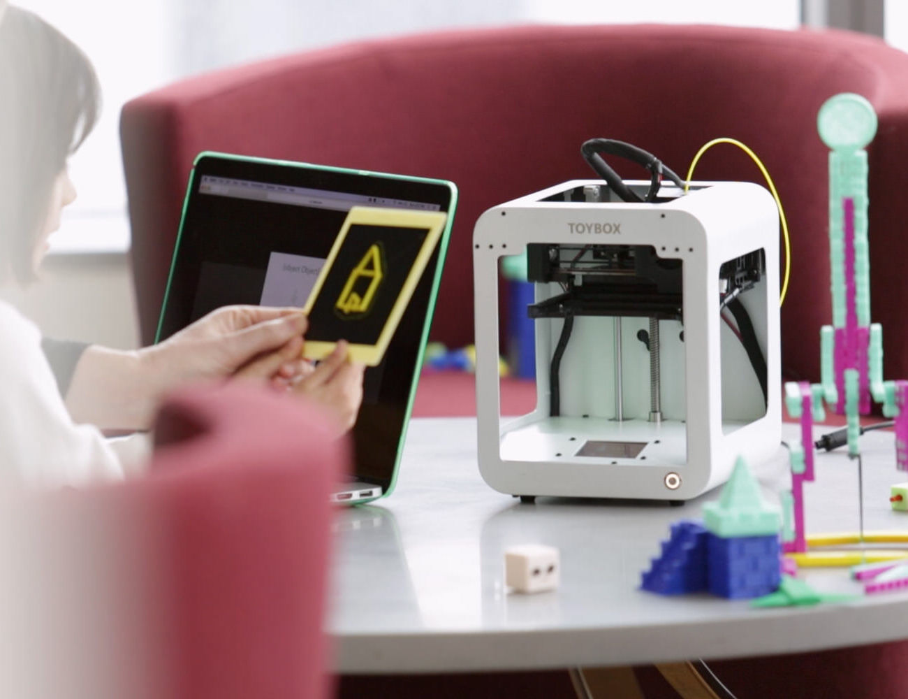 Toybox: One-Touch Tabletop 3D Toy Printer for Beautiful Little Models on Gadget Flow