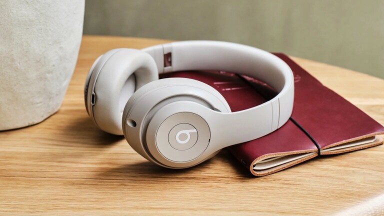 Beats by Dre Studio Pro: Wireless noise-canceling headphones by Beats on Gadget Flow