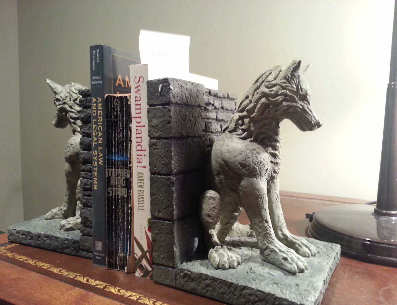 Game of Thrones Stark Direwolf Bookends