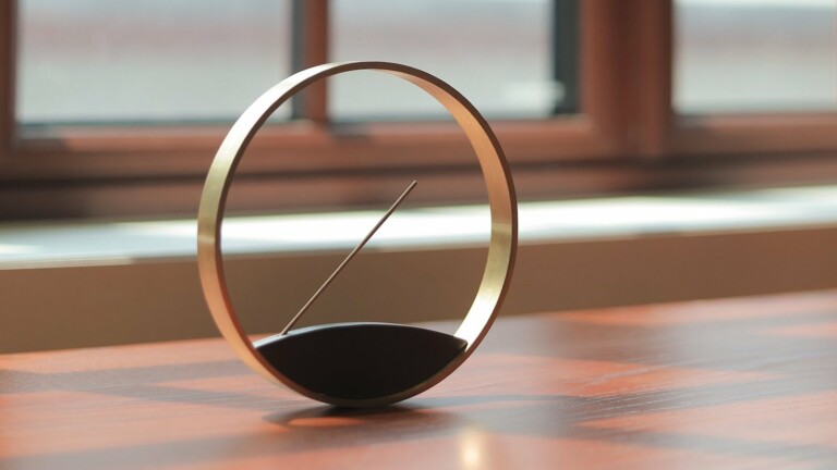 Kin Moon Horizon Incense Burner features a self balancing bronze ring, evoking simplicity