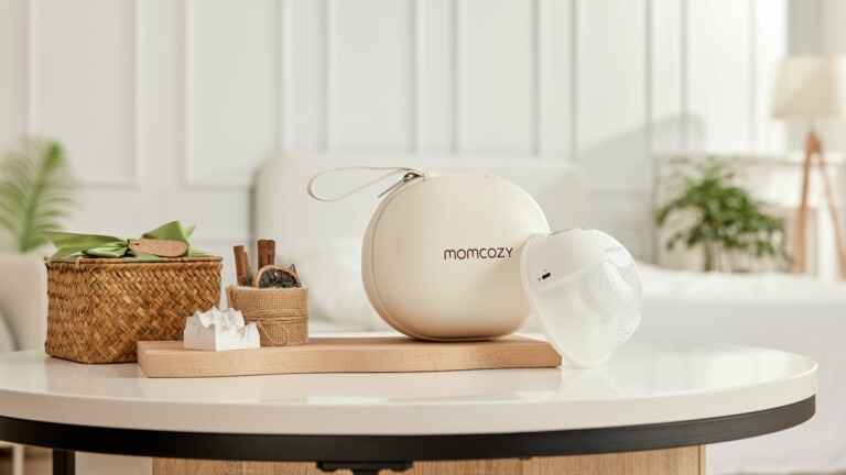 Momcozy M5 ergonomic breast pump is wearable and two-thirds the size of ordinary pumps