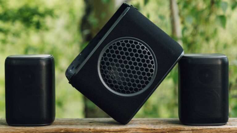 Rocksteady Stadium 2.0 Speakers with Deep Bass and Long Battery Life on Gadget Flow