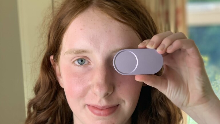 TheLensCase reusable contact lens case is hygienic, sustainable, and fits into your day